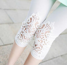 Load image into Gallery viewer, Cotton Short Lace Leggings