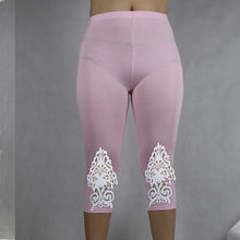 Load image into Gallery viewer, Cotton Short Lace Leggings