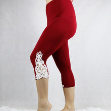 Load image into Gallery viewer, Cotton Short Lace Leggings
